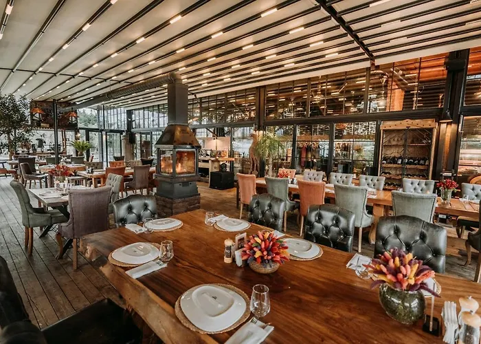 Doors Urla & * İzmir