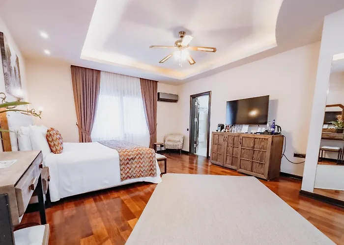 Doors Urla & * İzmir