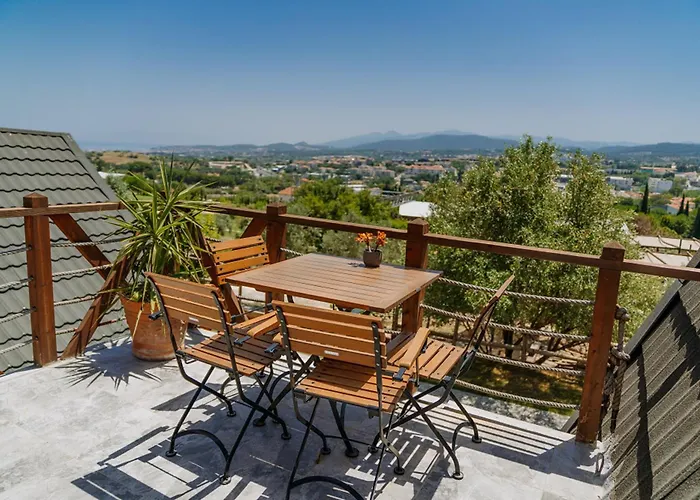 Doors Urla & فندق إزمير