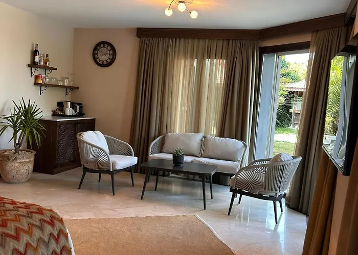 Doors Urla & * İzmir