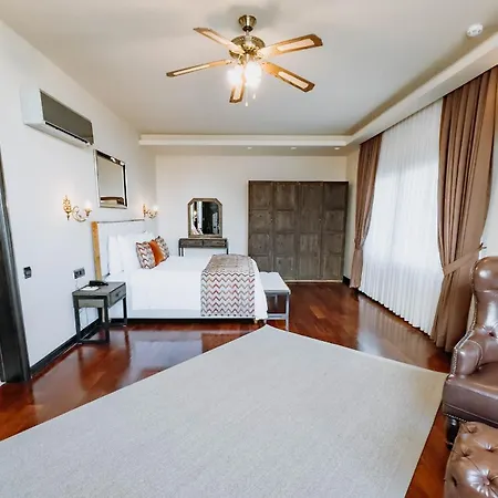 Doors Urla Hotel&bungalows