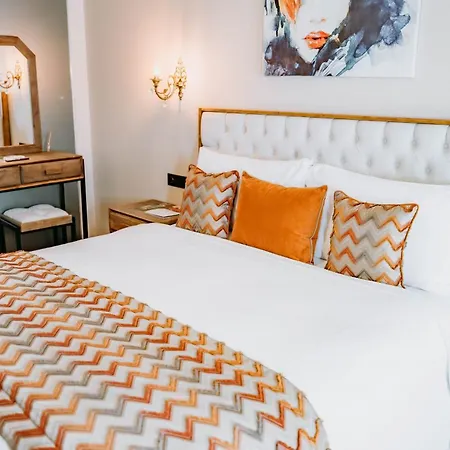 Doors Urla & Hotel İzmir