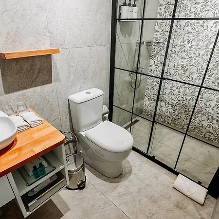 Doors Urla & Hotel